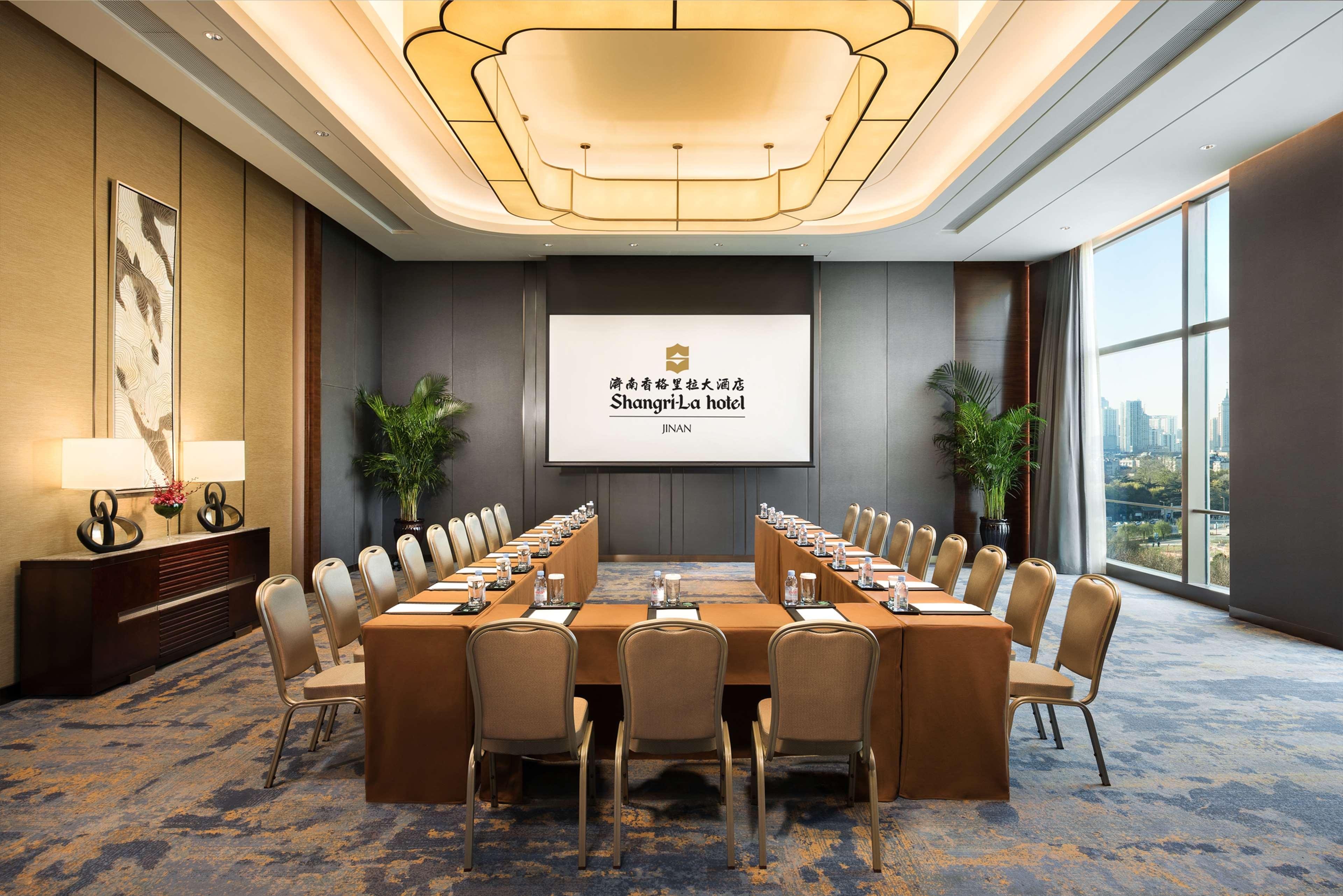 Shangri-La Jinan Eksteriør billede
